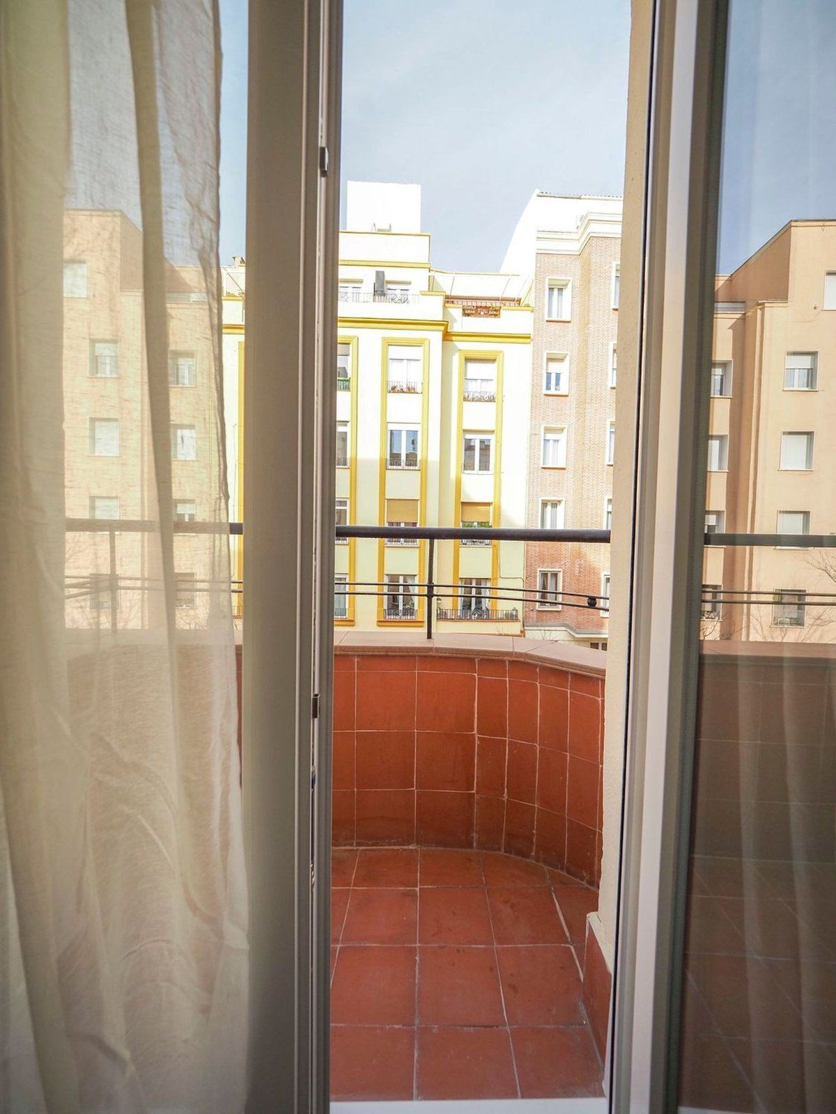 Calle Vallehermoso, Chamberí, Madrid — Horlux & Emuna — 2