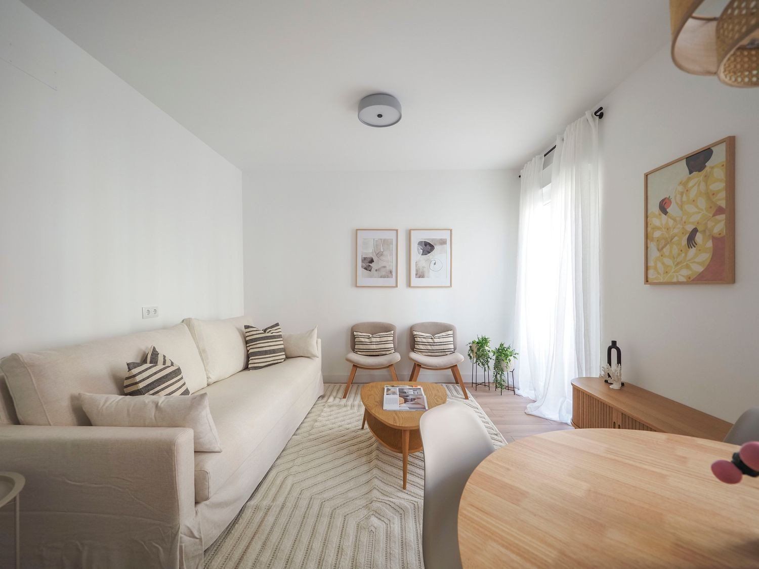 Calle Vallehermoso, Chamberí, Madrid — Horlux & Emuna — 3