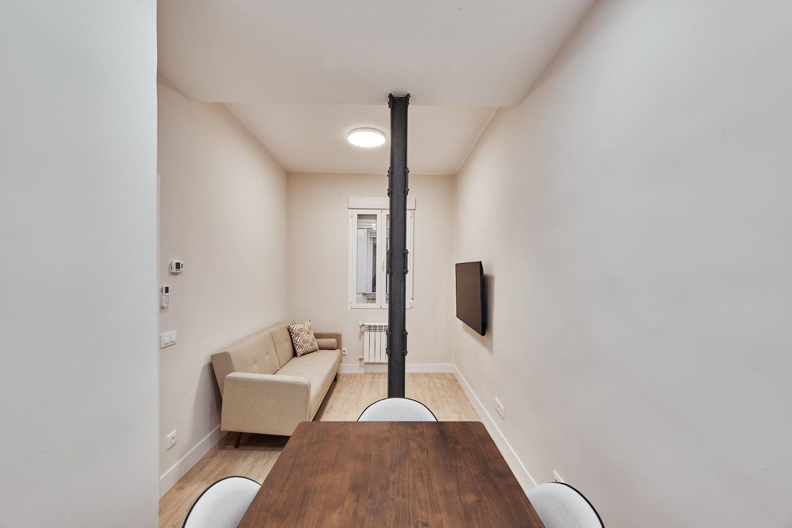 Lombía, Salamanca, Madrid — Horlux & Emuna — 2