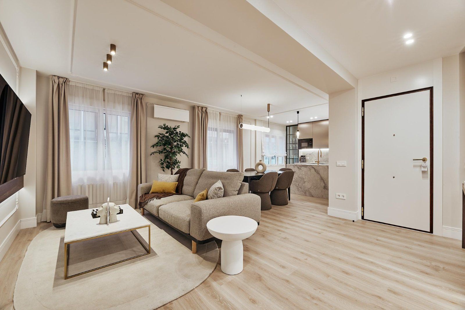 Naciones, Retiro · Lista, Madrid — Horlux & Emuna — 1