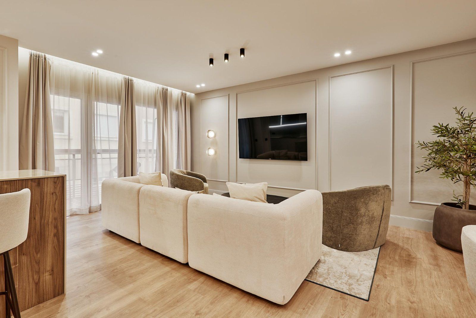 Príncipe de Asturias, Chamberí, Madrid — Horlux & Emuna — 1